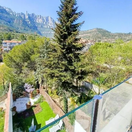 En Montserrat- Montserrat Paradise